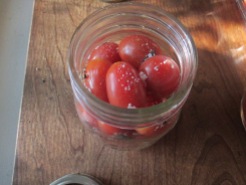 to pickle tomatas