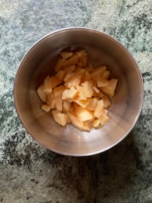 chopped quinces in bowl